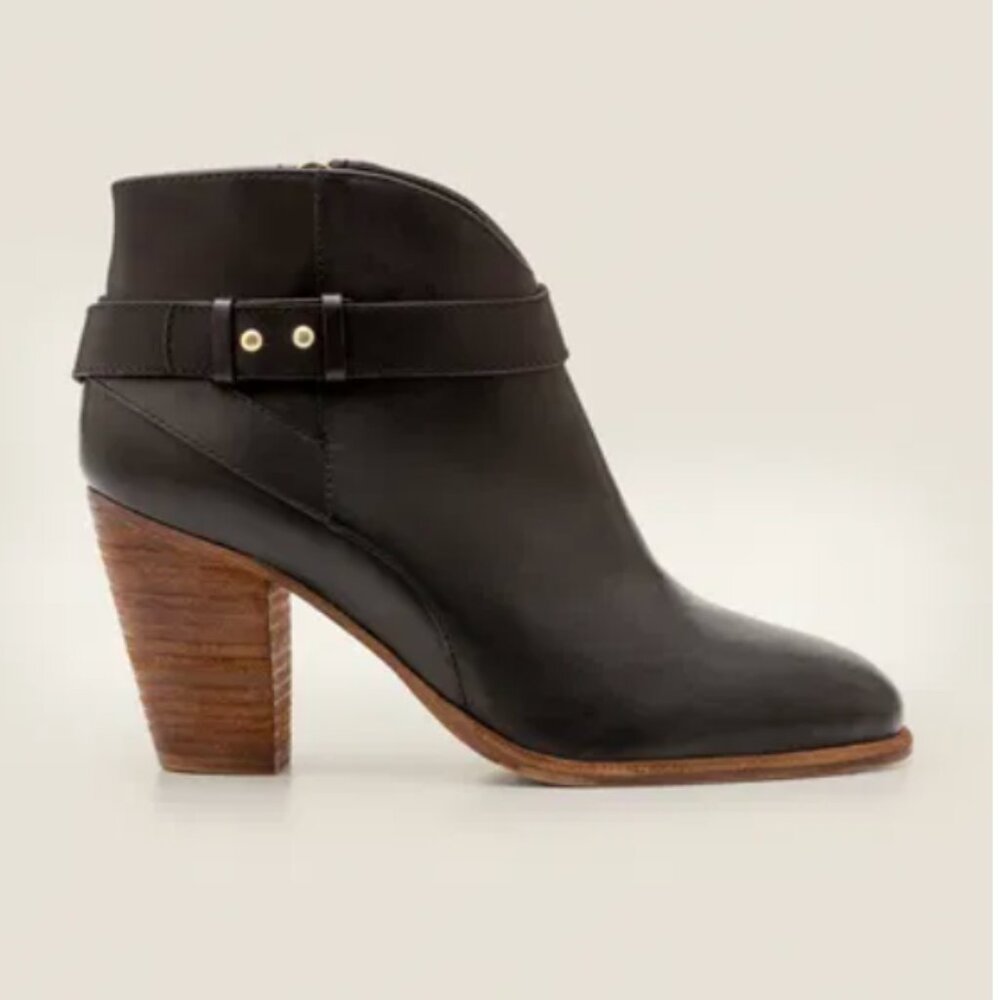 Boden Stratford Boot 💙💛